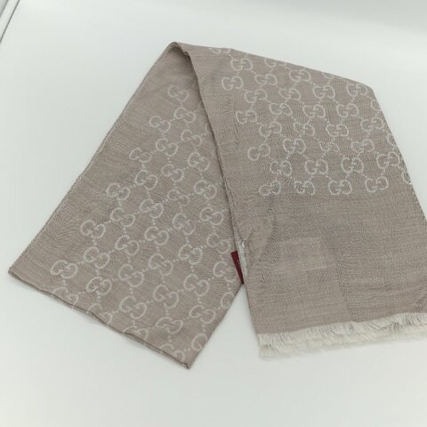 （閒置品♥️吊牌紙袋有) Gucci 古馳 GG logo  淺褐色 毛毛 鬚邊 圍巾
