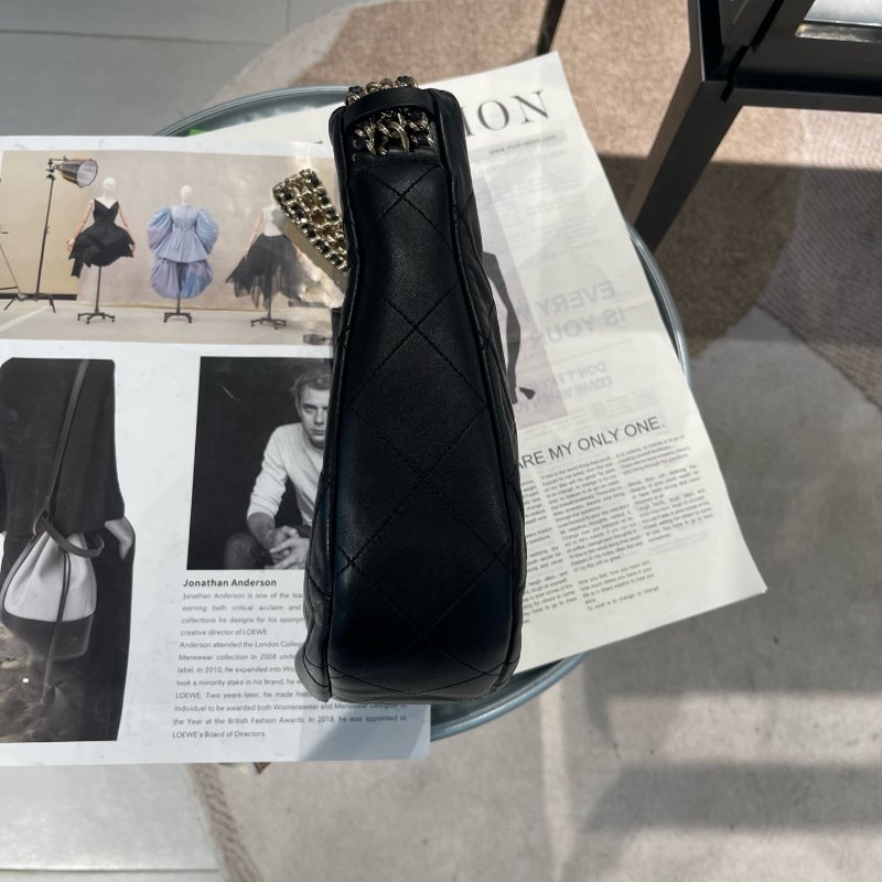 近新品 香奈兒/Chanel 瀑佈鏈Hobo 黑金羊皮肩背包-3