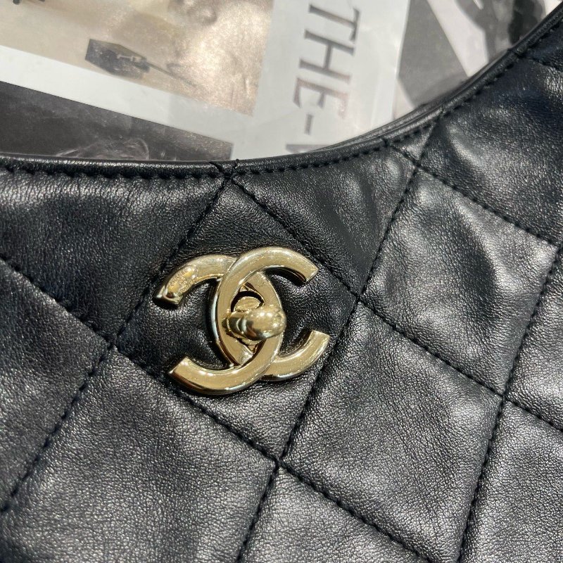 近新品 香奈兒/Chanel 瀑佈鏈Hobo 黑金羊皮肩背包-9