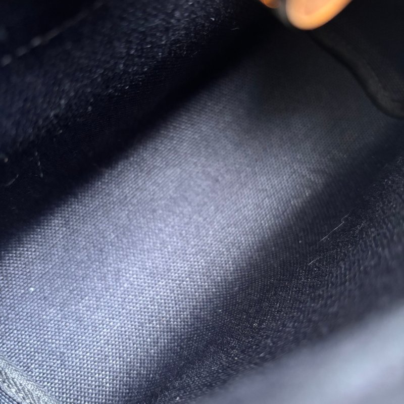 K刻 天菜::HERMES:: MINI HERBAG黑色帆布金釦斜背包-23