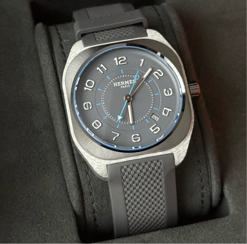 Hermes HO8 男裝自動機械手錶 藍色秒針-0