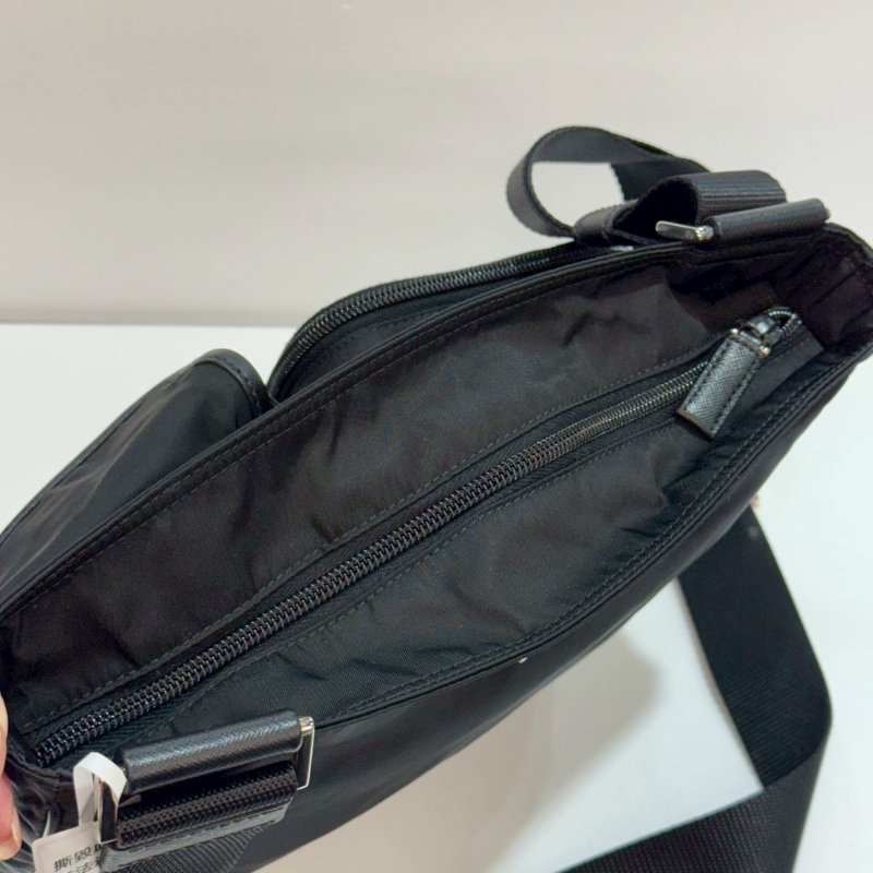 PRADA 斜背包/側背包 9成新-13