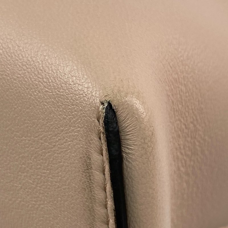 △ Fendi 芬迪 Pink Calfskin First Shoulder Bag 粉紅色小牛皮肩背袋 - 267000884-8