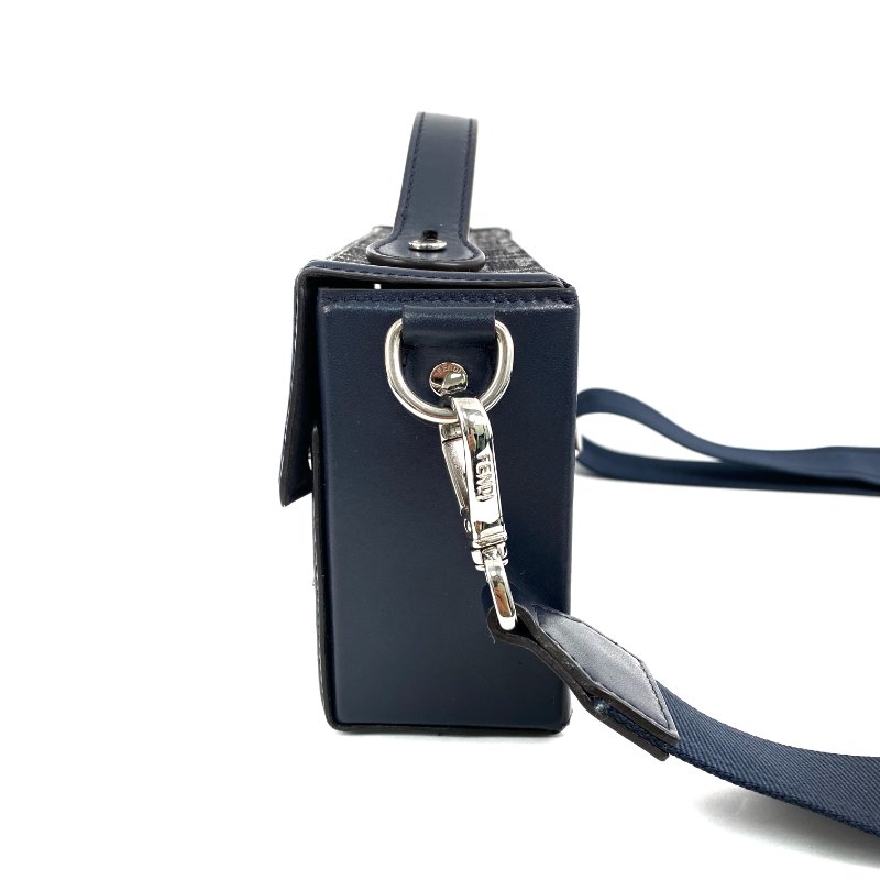 △ Fendi 芬迪 Navy Canvas Baguette Soft Trunk Crossbody Bag 7VA565 深藍色帆布經典老花斜背袋 - 267000503-3