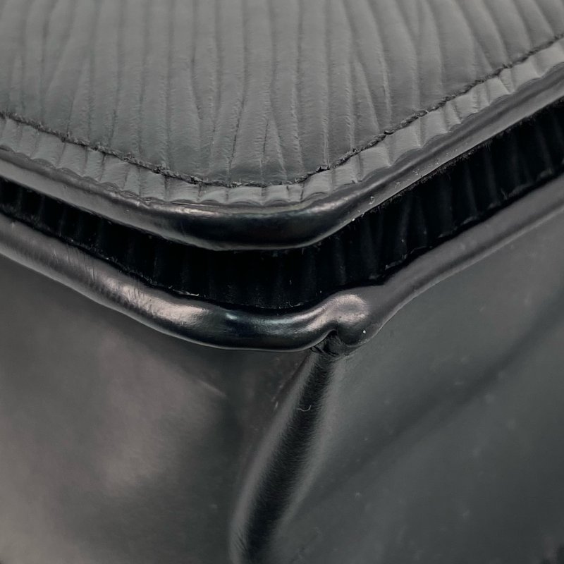 △ Louis Vuitton 路易威登 Black Epi Leather Twist Wallet On Chain M68750 黑色水波紋皮革鎖鏈銀包 - 267000855-8