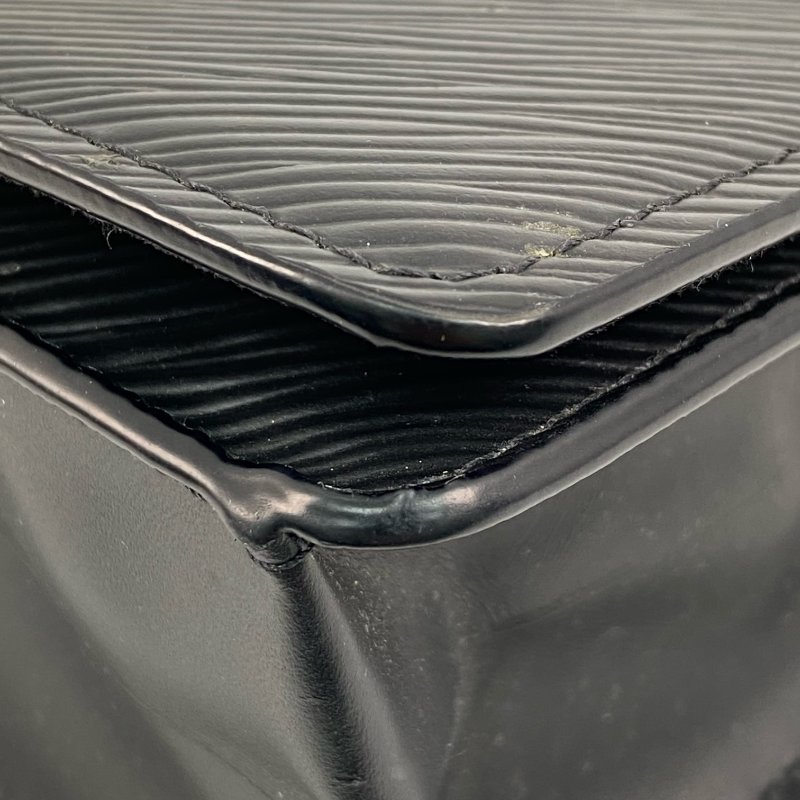 △ Louis Vuitton 路易威登 Black Epi Leather Twist Wallet On Chain M68750 黑色水波紋皮革鎖鏈銀包 - 267000855-9