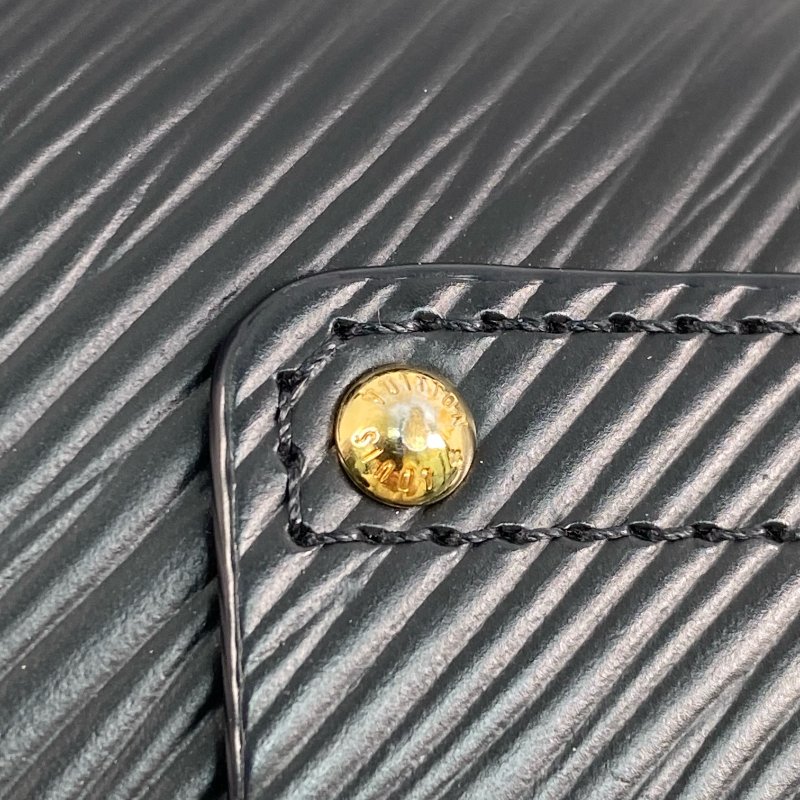 △ Louis Vuitton 路易威登 Black Epi Leather Twist Wallet On Chain M68750 黑色水波紋皮革鎖鏈銀包 - 267000855-14