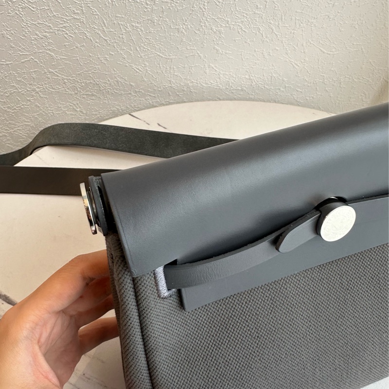 愛馬仕mini herbag 灰色-2