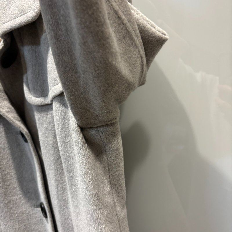 【美收精品】BURBERRY灰色風大外套 5-1-3