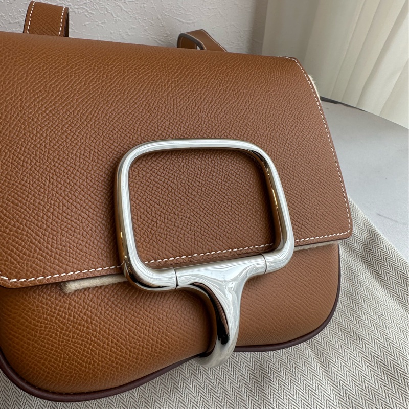 Hermes金棕銀屁股包 真的好好看欸della18-7