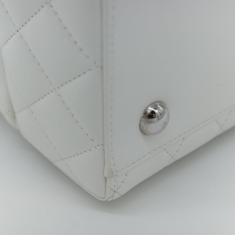 Chanel 香奈兒 Cockpit 白色菱格紋 羊皮 翻蓋包 斜背包-20