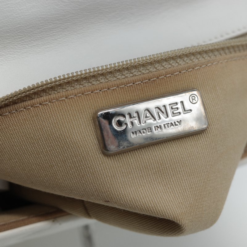 Chanel 香奈兒 Cockpit 白色菱格紋 羊皮 翻蓋包 斜背包-26