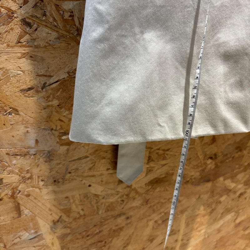 【美收精品】BURBERRY米色緞面風衣外套 5-11-10