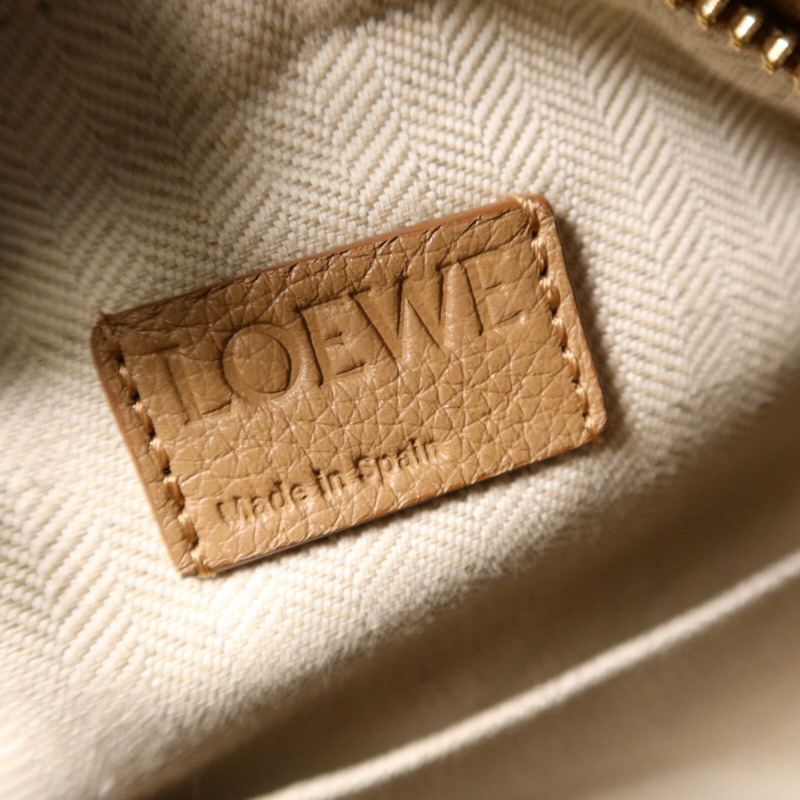 LOEWE 牛皮皮革Small Puzzle Edge金扣手挽肩背兩用袋-5