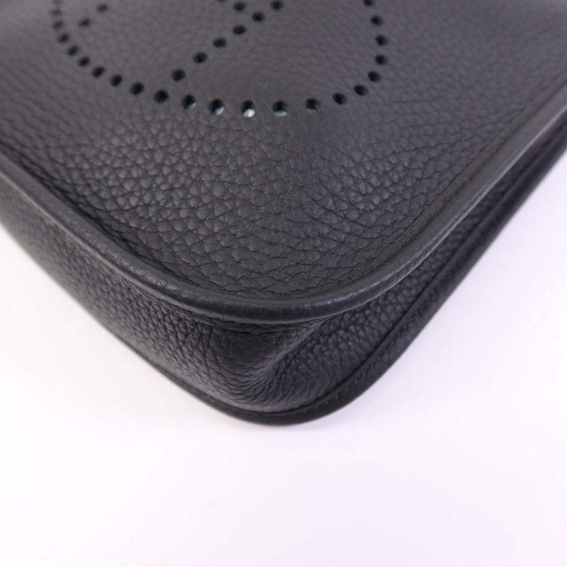HERMES Clemence皮革Evelyne TPM金扣肩背袋Noir-10