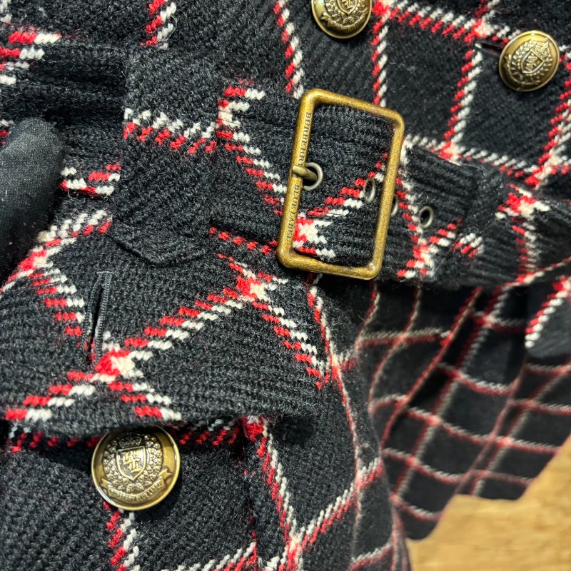 【美收精品】BURBERRY黑白紅色格子大衣 5-10-5