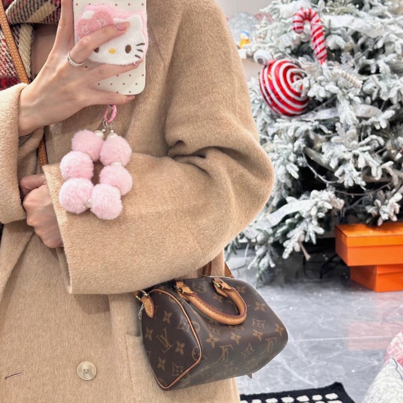 【97新 + 全網最低價！】LV Speedy Nano什麼季節 場合都能搭 減齡的LV-0