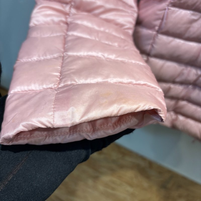 【美收精品】Moncler淡粉色羽絨外套 5-27-8