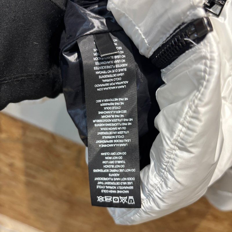 【美收精品】KARL LAGERFELD白色羽絨外套 4-1000-8