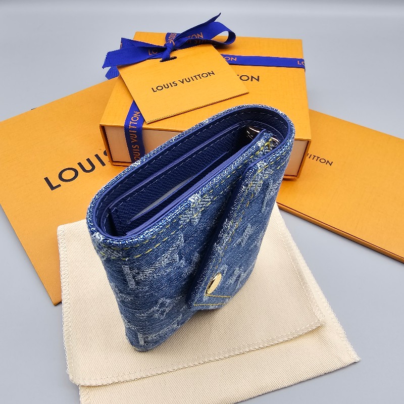 LV Victorine denim 錢包 resort系列 M13212 單寧牛仔短夾 2025
新款-3