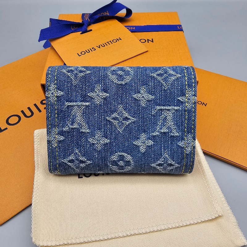 LV Victorine denim 錢包 resort系列 M13212 單寧牛仔短夾 2025
新款-4