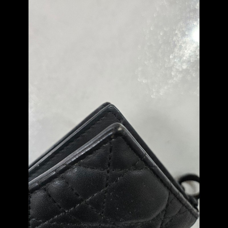 Lady Dior Lotus 錢包
消光黑色 Cannage 籐格紋羊皮
中夾錢包-20