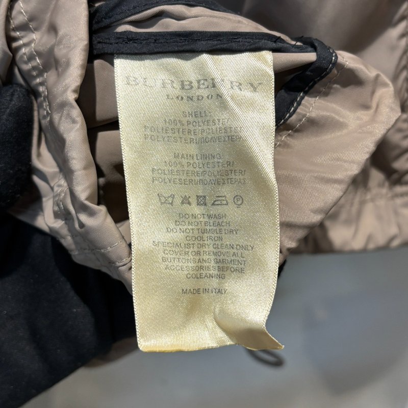【美收精品】BURBERRY茶色短版外套 4-953-13
