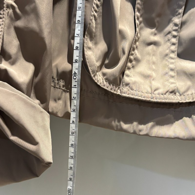 【美收精品】BURBERRY茶色短版外套 4-953-16