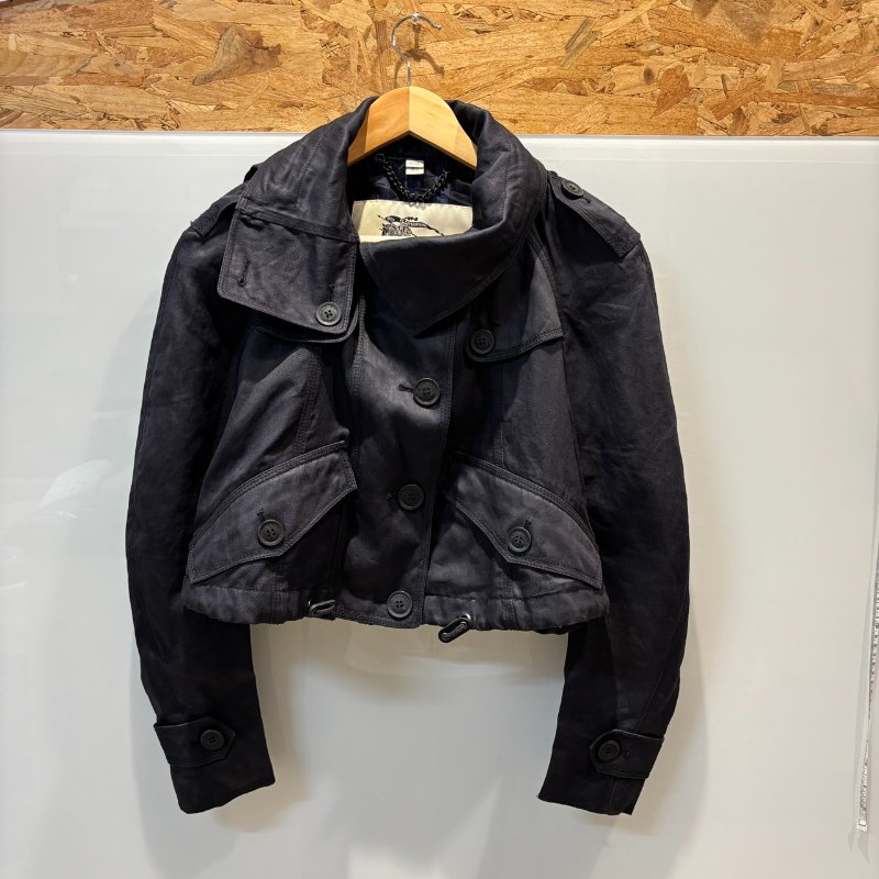 【美收精品】BURBERRY黑色短版外套 4-952-0
