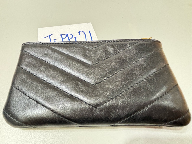 Saint Laurent YSL 山形皮革鑰匙零錢包 卡包 錢包 鑰匙包 包內自帶鑰匙釦環 黑金-7