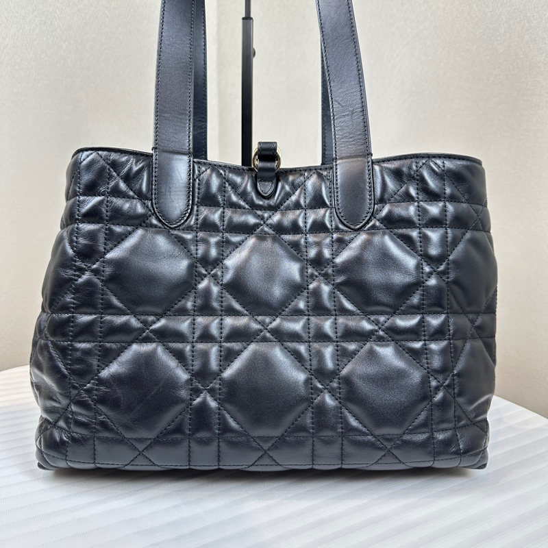 迪奥/Dior Toujours 中號金扣黑色牛皮革藤格纹托特包28.5x17x21.5cm-1