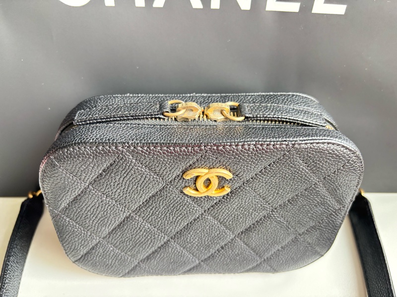 香奈兒隱藏版 chanel 經典黑金荔枝牛皮 黑魚子醬皮革 相機腰包-2
