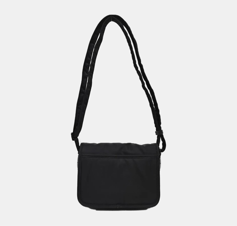 YSL聖羅蘭 黑色 尼龍niki郵差包小號斜挎包 底長約21-3