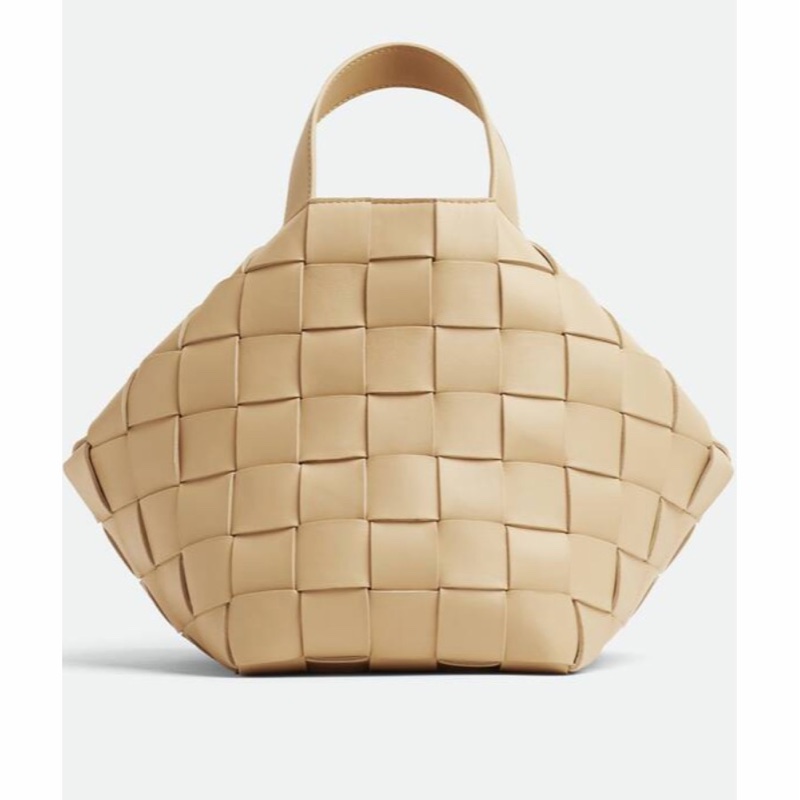 Bottega Veneta 女士 中號Cassette單肩包均碼碼中號、28cm*16.5cm*21cm-1