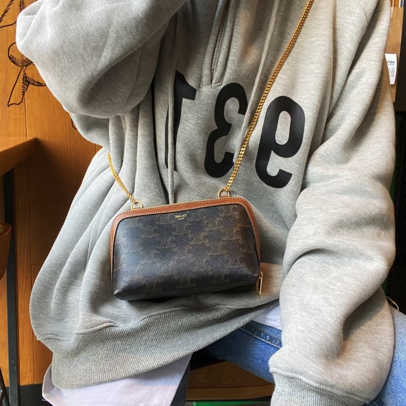 🏷Celine 瑟琳．Mini 貝殼包-17