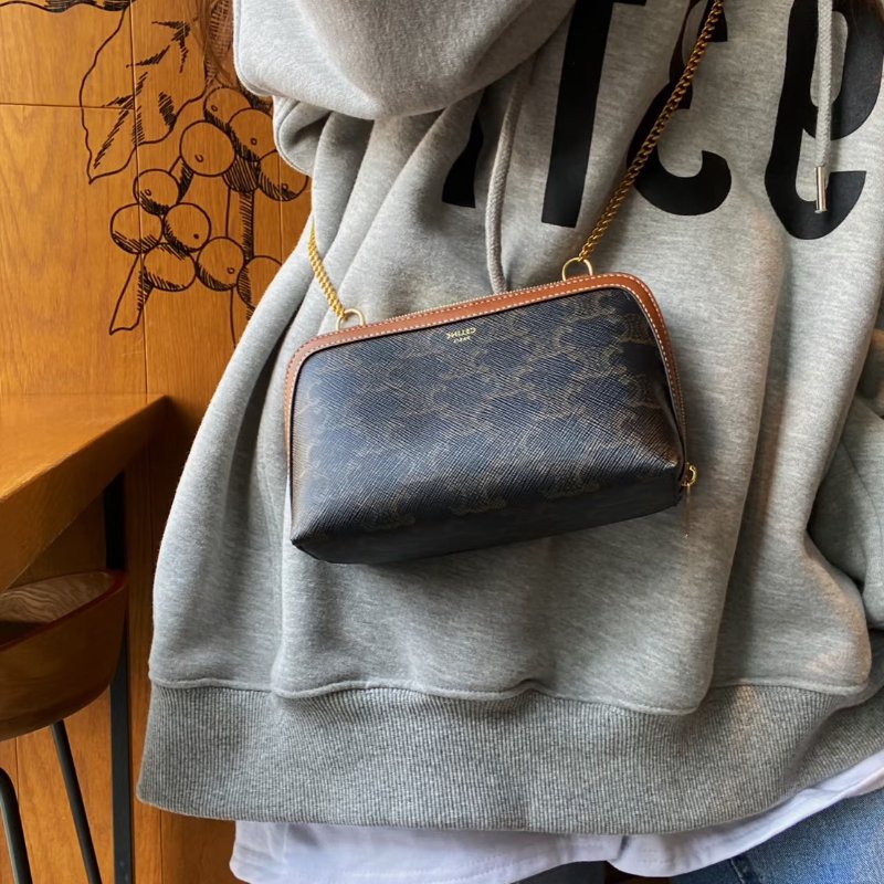 🏷Celine 瑟琳．Mini 貝殼包-18