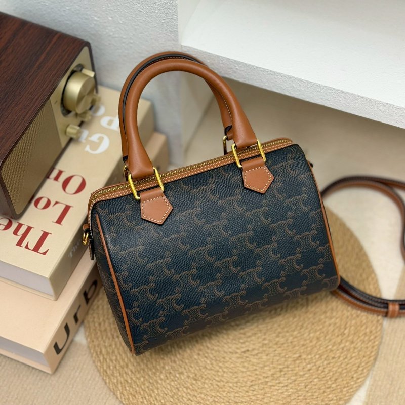 （全新未使用！現貨最後一顆🔥）🏷Celine 瑟琳．Boston 老花波士頓 新款D扣-1