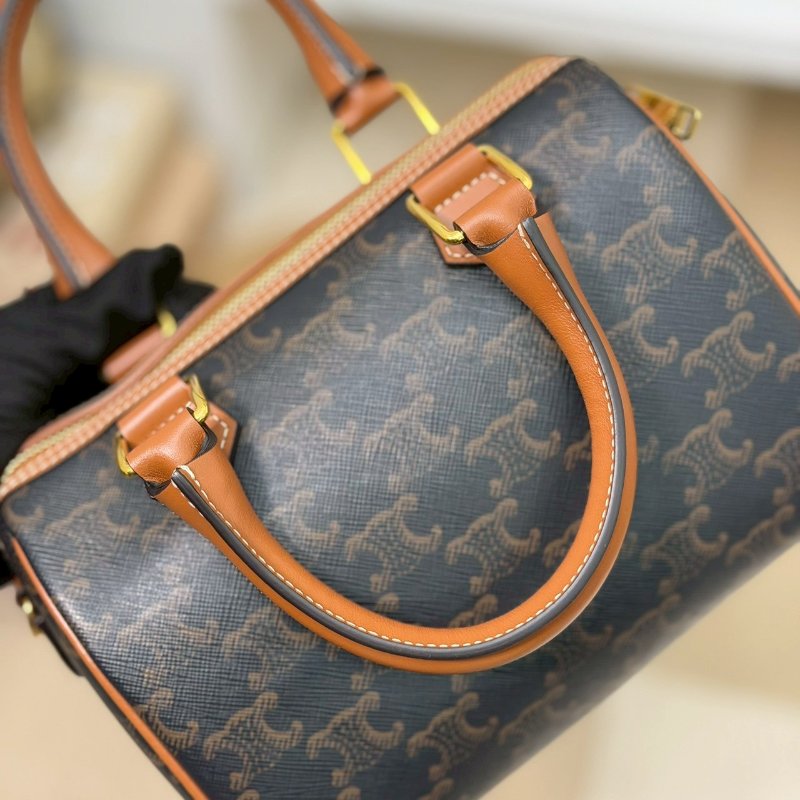 （全新未使用！現貨最後一顆🔥）🏷Celine 瑟琳．Boston 老花波士頓 新款D扣-18