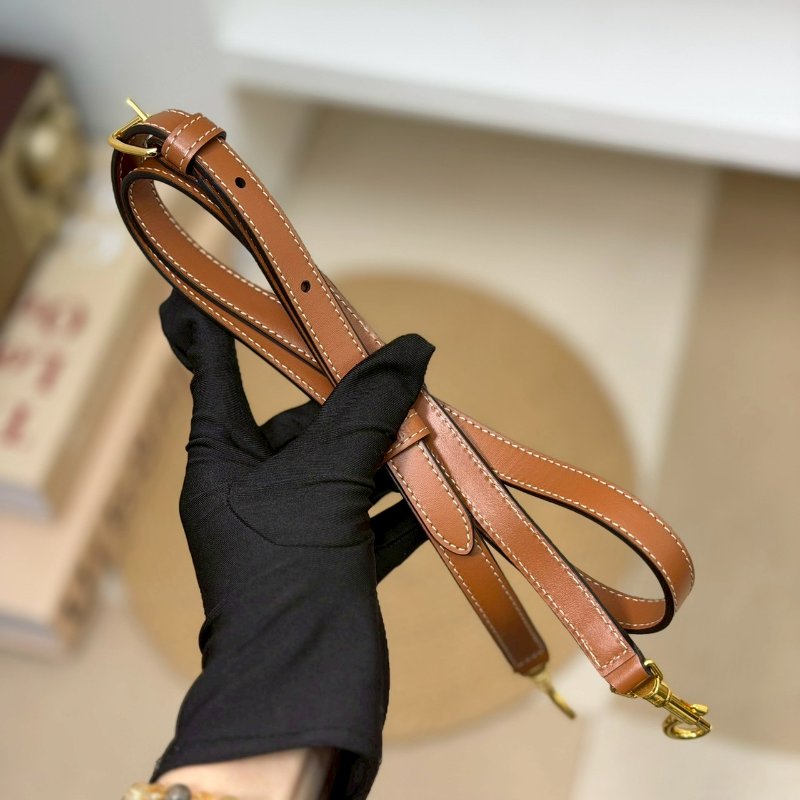 （全新未使用！現貨最後一顆🔥）🏷Celine 瑟琳．Boston 老花波士頓 新款D扣-21