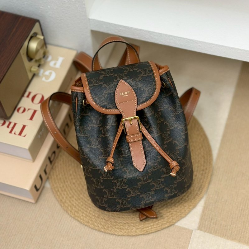 🏷Celine 瑟琳.Triomphe 老花後背包 小號/客人寄賣-0