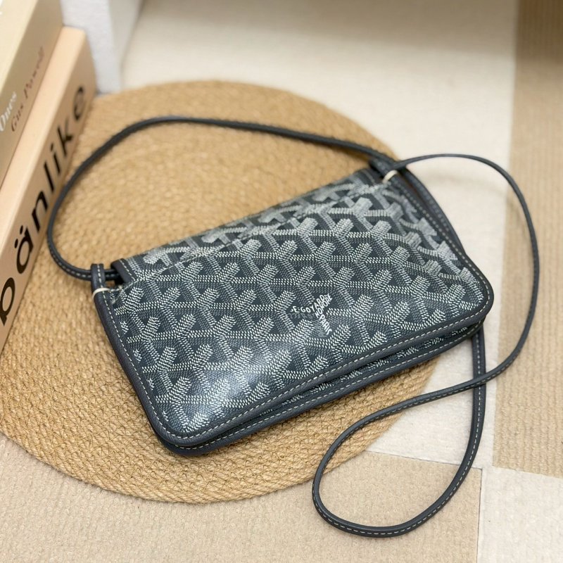 （最難買的灰色來了🩶）🏷Goyard 高雅德 ．Plumet 信封包-1