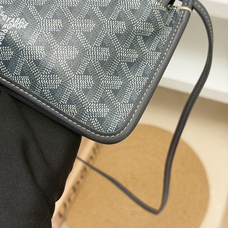 （最難買的灰色來了🩶）🏷Goyard 高雅德 ．Plumet 信封包-7