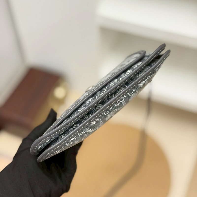 （最難買的灰色來了🩶）🏷Goyard 高雅德 ．Plumet 信封包-12