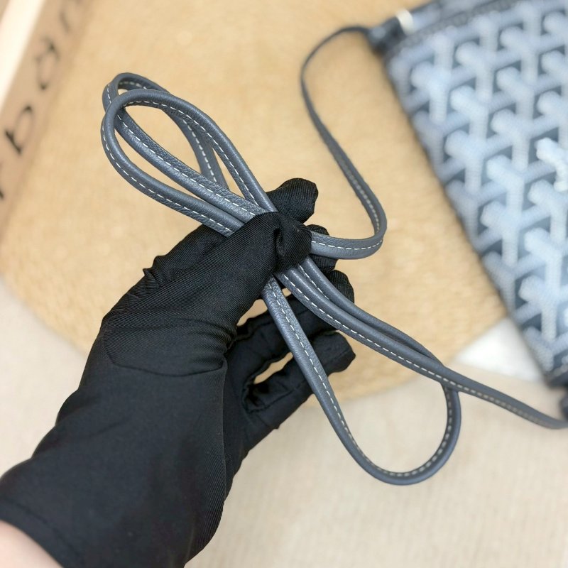 （最難買的灰色來了🩶）🏷Goyard 高雅德 ．Plumet 信封包-22