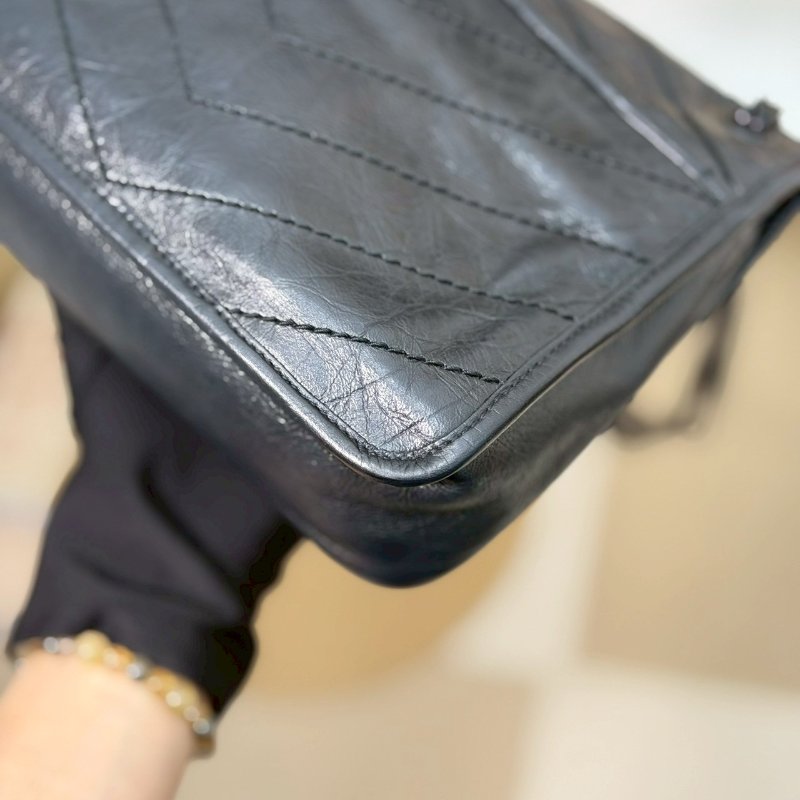 (全黑鐵標!稀有!更帥氣😎)🏷YSL 聖羅蘭.Niki Baby 新款D扣 So Black-7