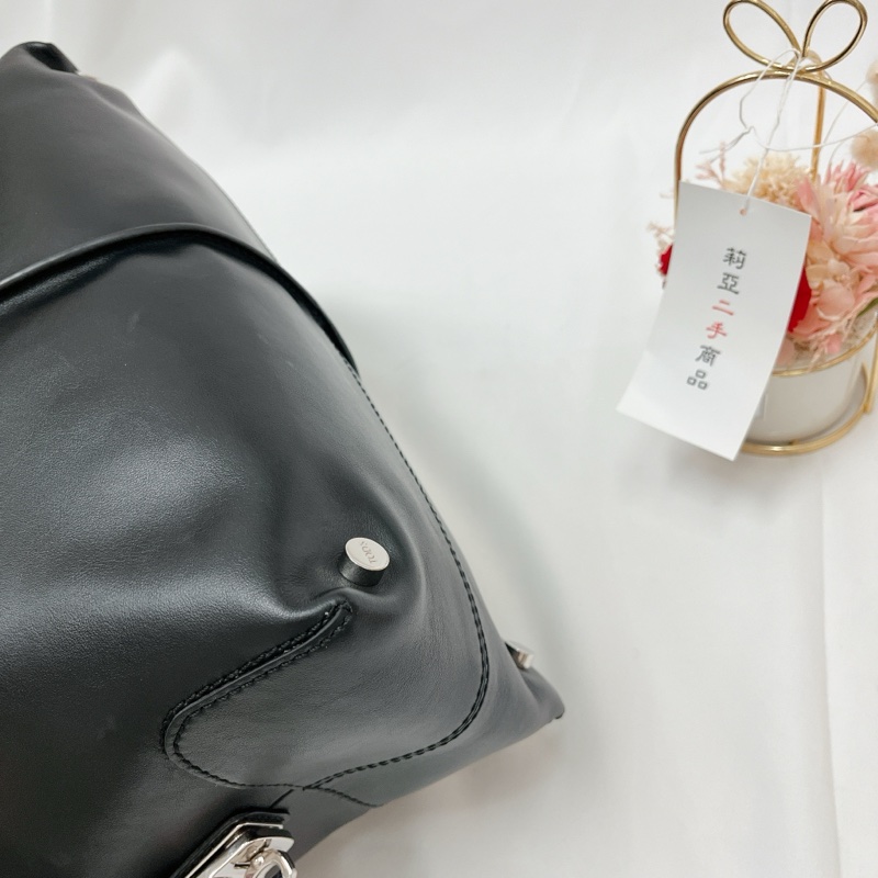 莉亞精品♡ Tods 黑皮革兩用包-10