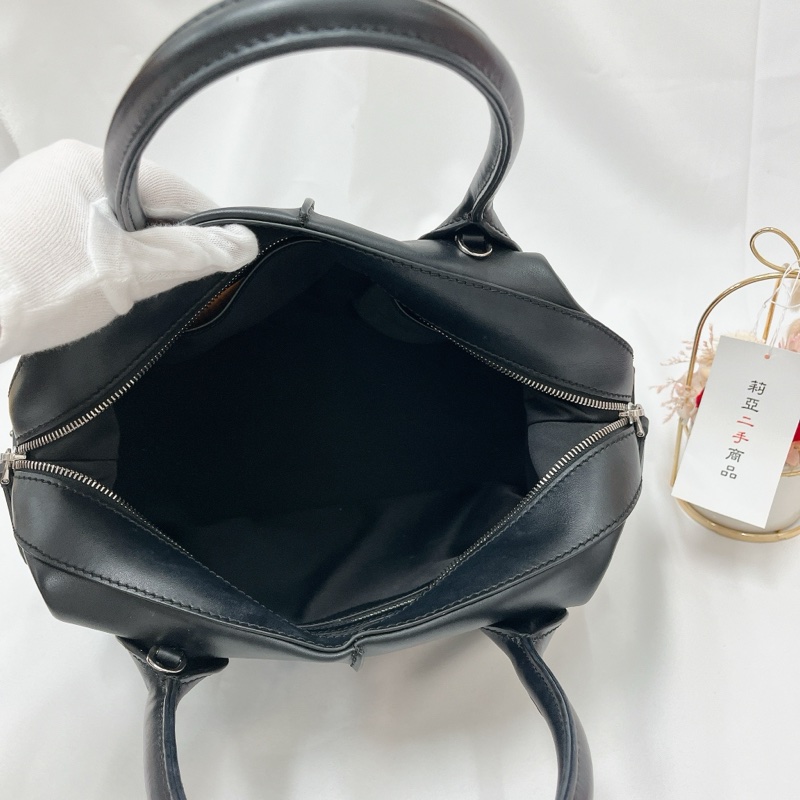 莉亞精品♡ Tods 黑皮革兩用包-16