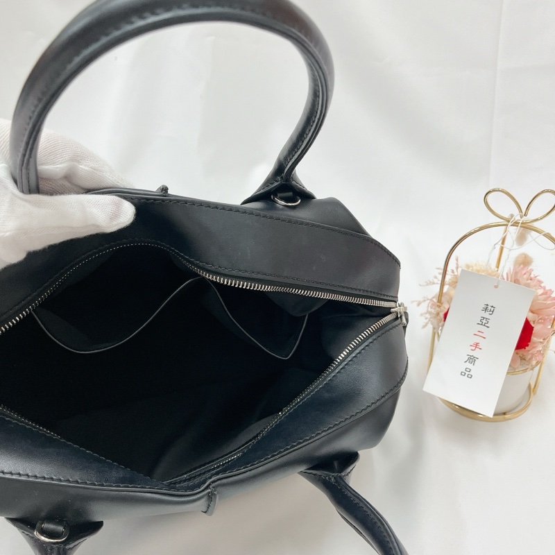 莉亞精品♡ Tods 黑皮革兩用包-18