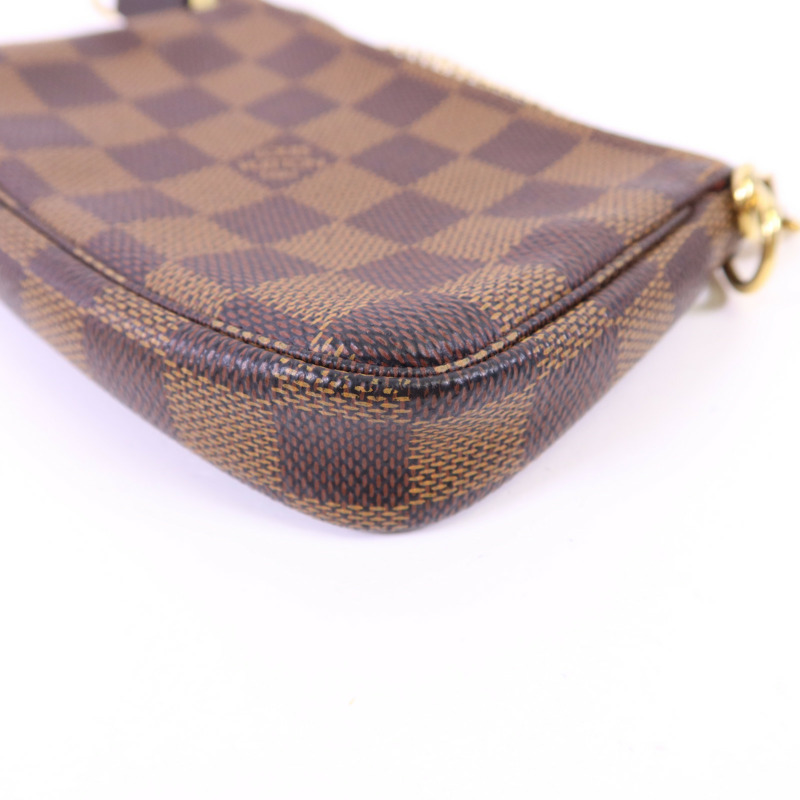 LOUIS VUITTON Damier Mini Pochette Accessories 金扣手拿包-11
