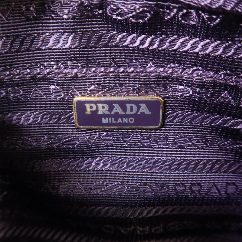 PRADA 牛皮皮革Pouch金扣肩背袋-7